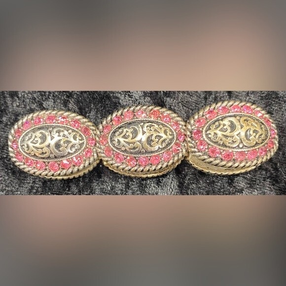 Pretty Pink Crystals in Oval Silver Medallions & Black Accents Stretch Bracelet - Picture 5 of 7